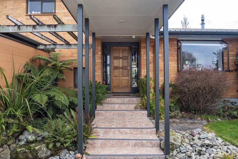 Photo of property in 9 Campbell Street, Geraldine, 7930