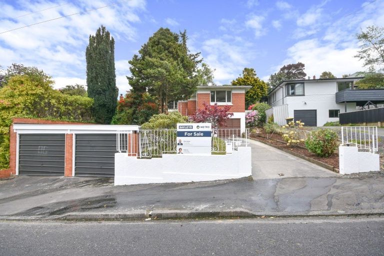 Photo of property in 21 Centennial Avenue, Helensburgh, Dunedin, 9010