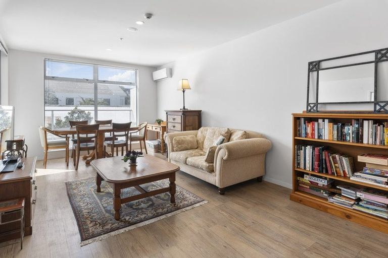 Photo of property in Norfolk Apartments, 103/19 Bute Road, Browns Bay, Auckland, 0630