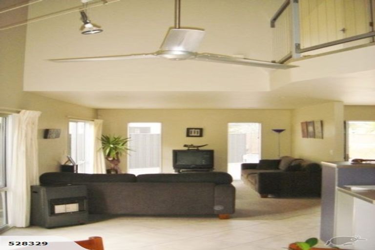 Photo of property in 35a Pukekura Place, Taradale, Napier, 4112