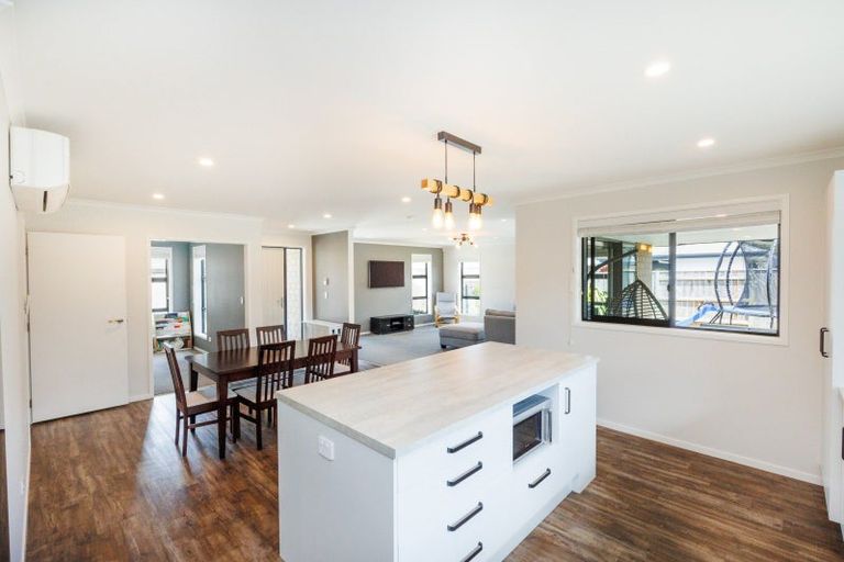 Photo of property in 22 Monarch Drive, Ashhurst, 4810