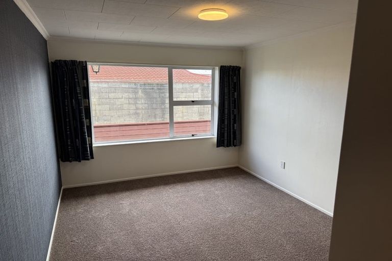 Photo of property in 48 Fulford Street, New Plymouth, 4310