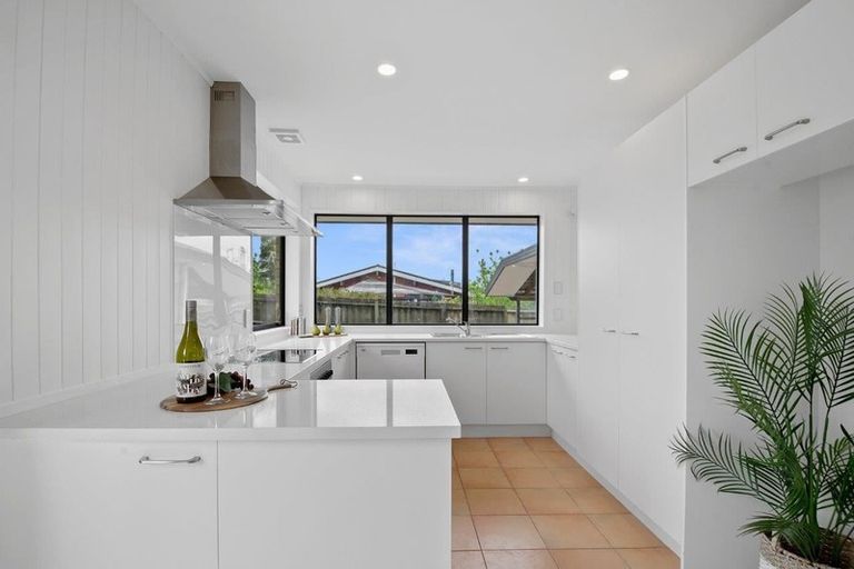 Photo of property in 5 Merlot Heights, Huapai, Kumeu, 0810