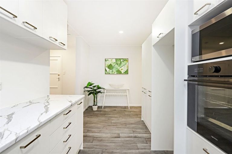 Photo of property in 9 Dover Road, Flaxmere, Hastings, 4120