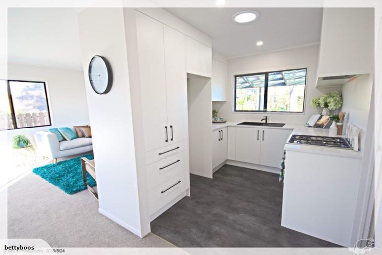 Photo of property in 12 Taylor Street, Ohauiti, Tauranga, 3112