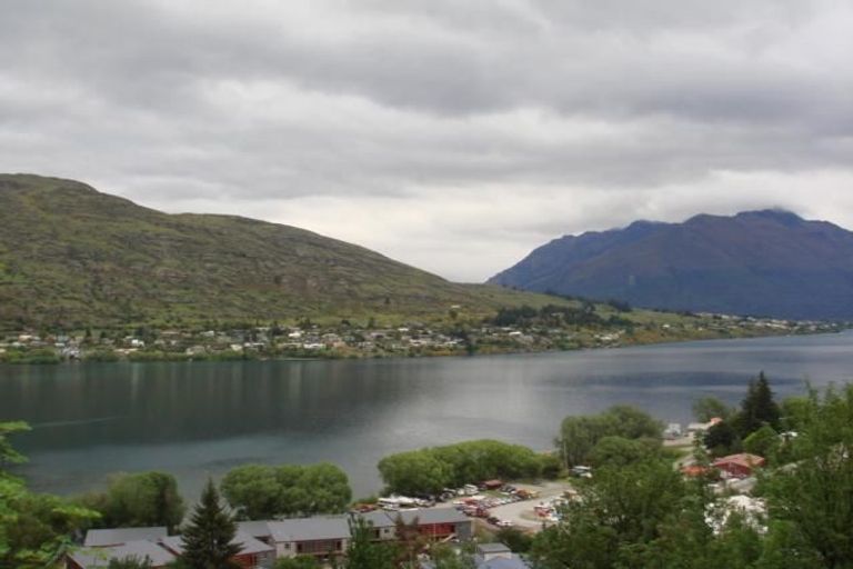 Photo of property in 10/66 Marina Drive, Frankton, Queenstown, 9300