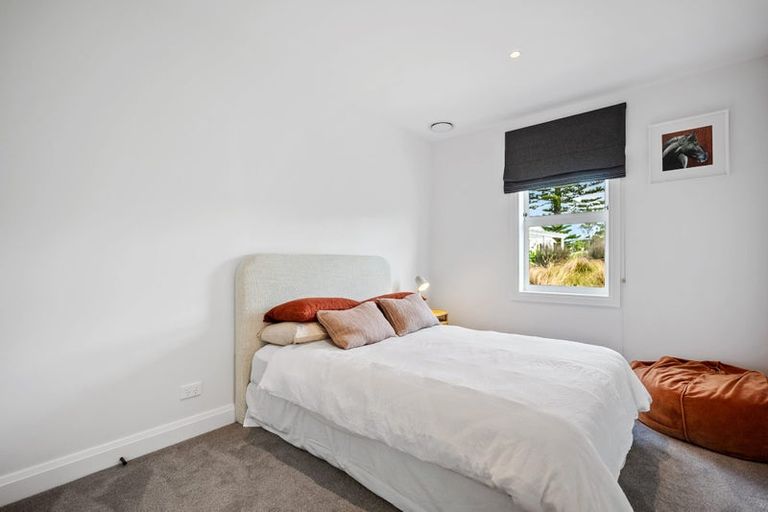 Photo of property in 438 Oaia Road, Muriwai, Waimauku, 0881