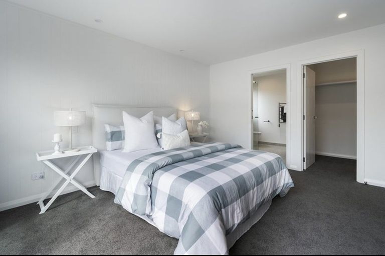 Photo of property in 17c Brightwater Terrace, Terrace End, Palmerston North, 4410