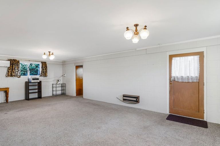 Photo of property in 196 Dyers Pass Road, Cashmere, Christchurch, 8022