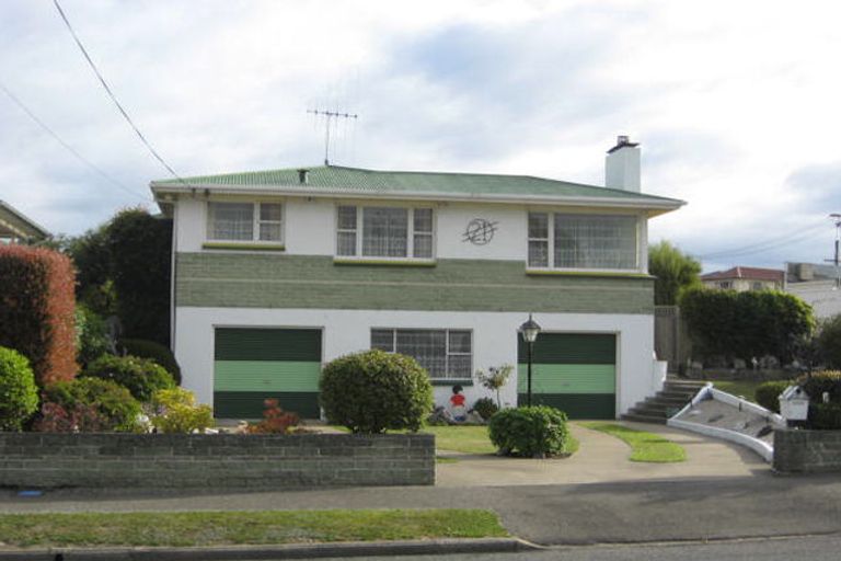 Photo of property in 21 Oxford Street, Holmes Hill, Oamaru, 9401