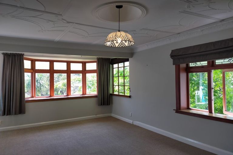 Photo of property in 142 Russell Terrace, Berhampore, Wellington, 6023