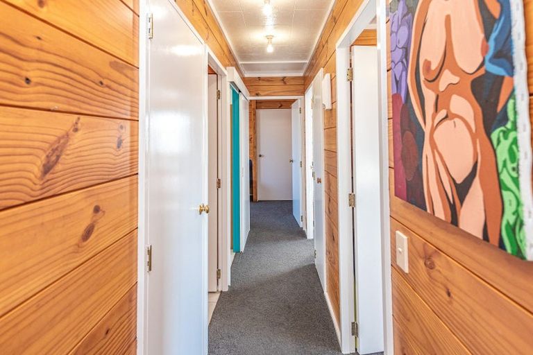 Photo of property in 49 Manuka Street, Castlecliff, Whanganui, 4501