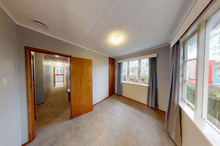 Photo of property in 33 Newbury Street, Awapuni, Palmerston North, 4412