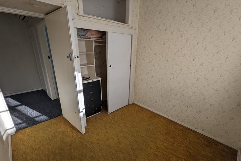 Photo of property in 37 Mako Mako Road, Levin, 5510