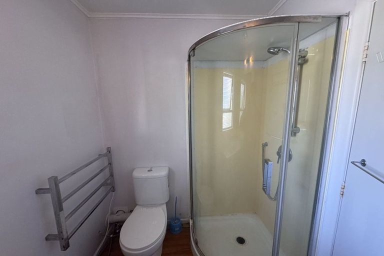 Photo of property in 26 Lyford Crescent, Sunnynook, Auckland, 0620