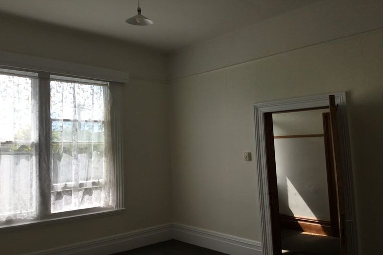 Photo of property in 196 Edgeware Road, Edgeware, Christchurch, 8013