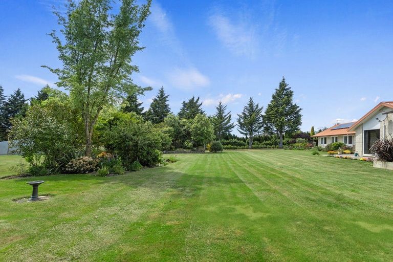 Photo of property in 16 Macdonalds Lane, Waikuku, Rangiora, 7473