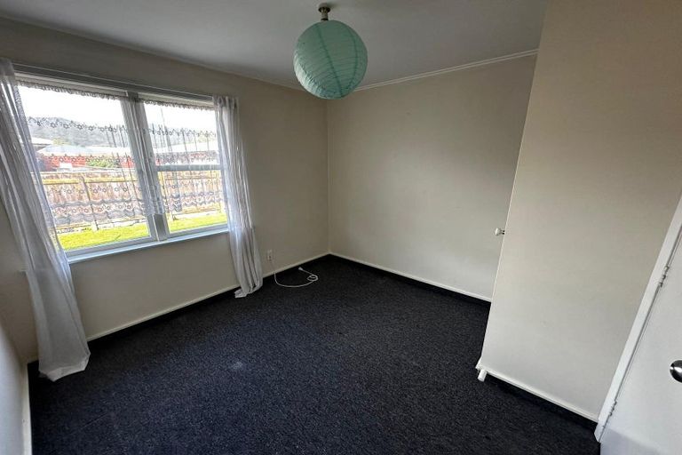 Photo of property in 976 High Street, Avalon, Lower Hutt, 5011