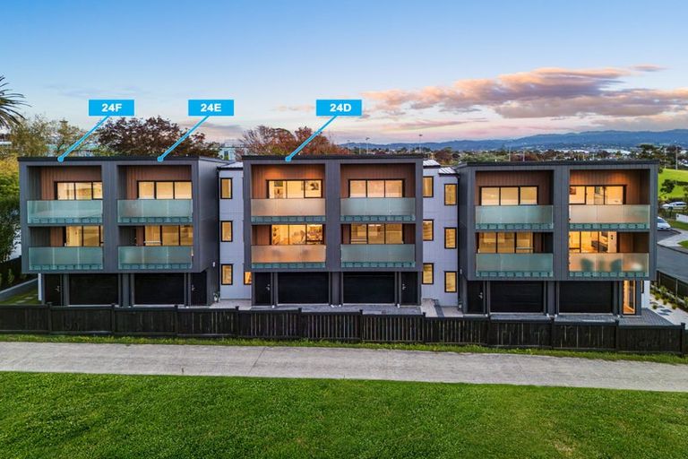 Photo of property in 24f Essex Street, Te Atatu South, Auckland, 0610