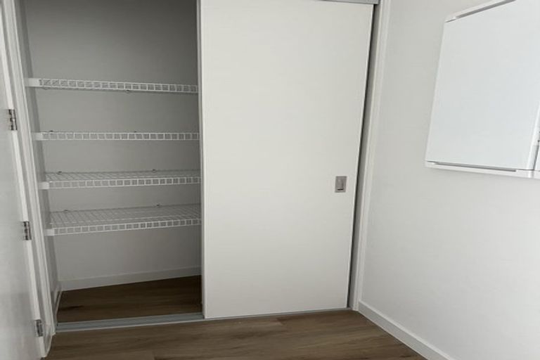 Photo of property in 12/1 Genevieve Lane, Hobsonville, Auckland, 0616