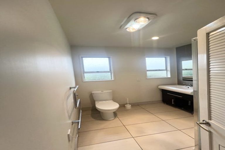 Photo of property in 195 Waimairi Road, Ilam, Christchurch, 8041