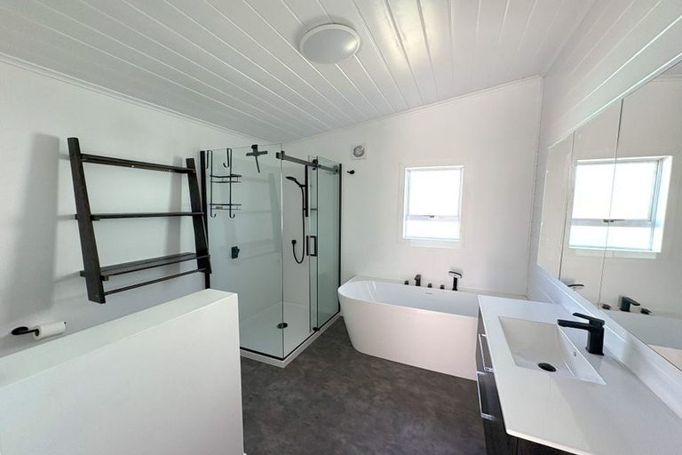 Photo of property in 18 Tay Street, Whanganui, 4500