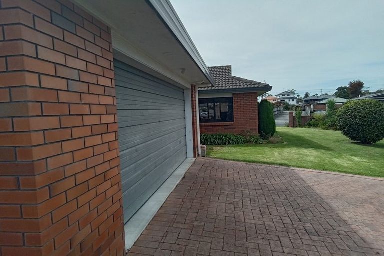 Photo of property in 10 Moreland Avenue, Pukete, Hamilton, 3200