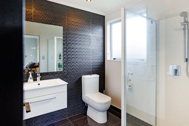 Photo of property in 59 Liberty Grove, Kelvin Grove, Palmerston North, 4414