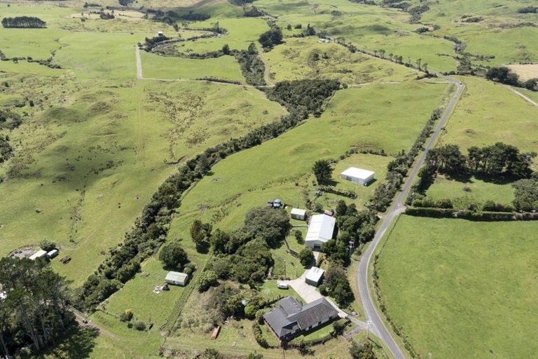 Photo of property in 107a Ngariki Road, Rahotu, Opunake, 4684