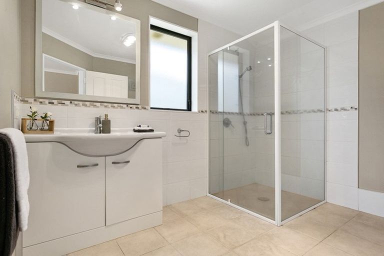 Photo of property in 12 Chesterton Drive, Leamington, Cambridge, 3432