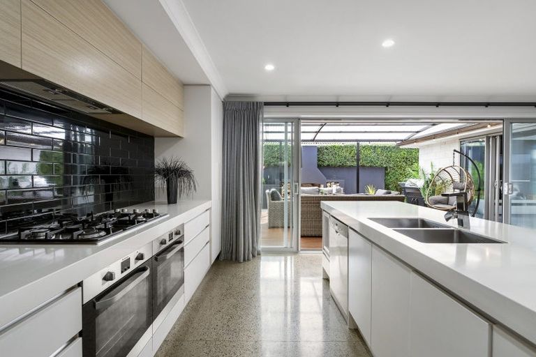 Photo of property in 189 Rowesdale Drive, Ohauiti, Tauranga, 3112