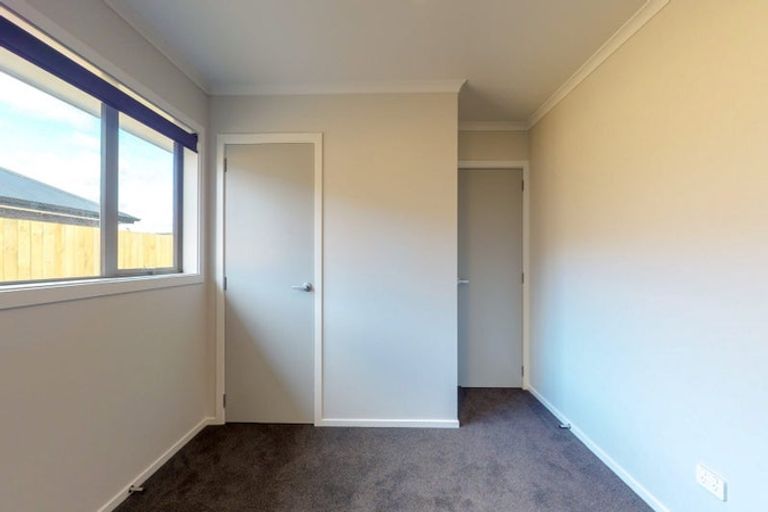 Photo of property in 15a Westminster Road, Wainuiomata, Lower Hutt, 5014
