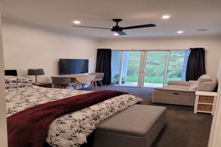 Photo of property in 120 Silverstream Road, Crofton Downs, Wellington, 6035