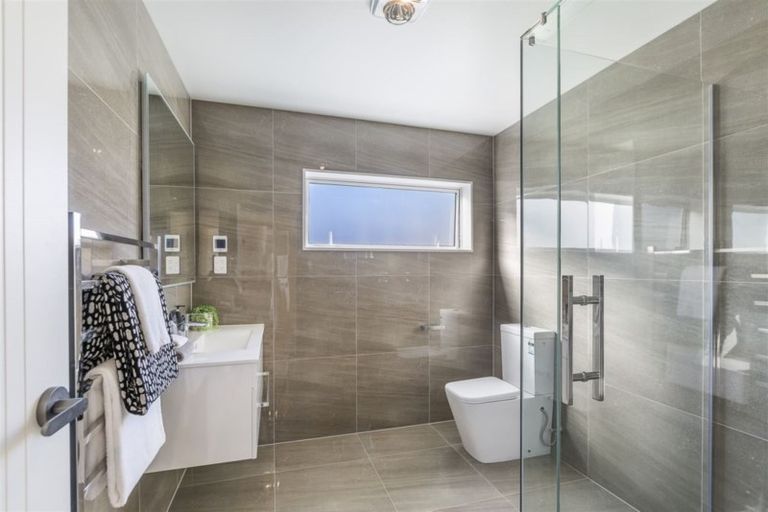 Photo of property in 47 Windlass Street, Long Bay, Auckland, 0630