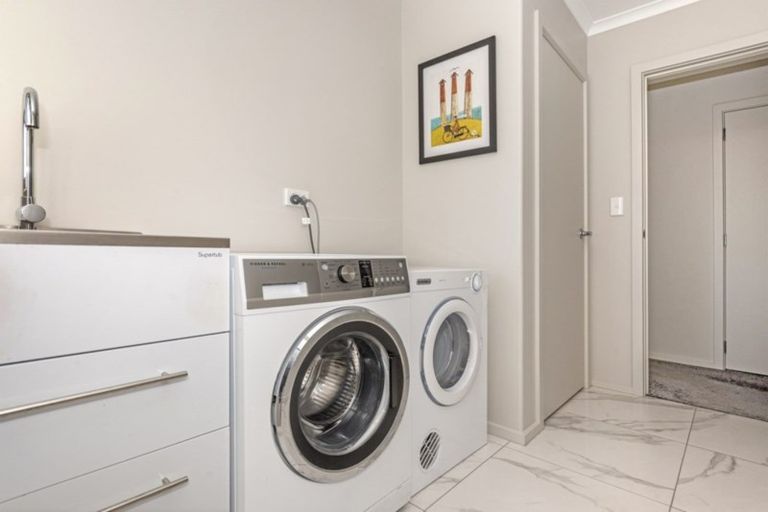 Photo of property in 3 Fortis Place, Riverdale, Gisborne, 4010