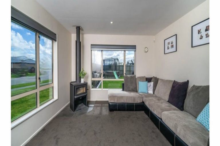 Photo of property in 56 Beaumont Drive, Rolleston, 7614