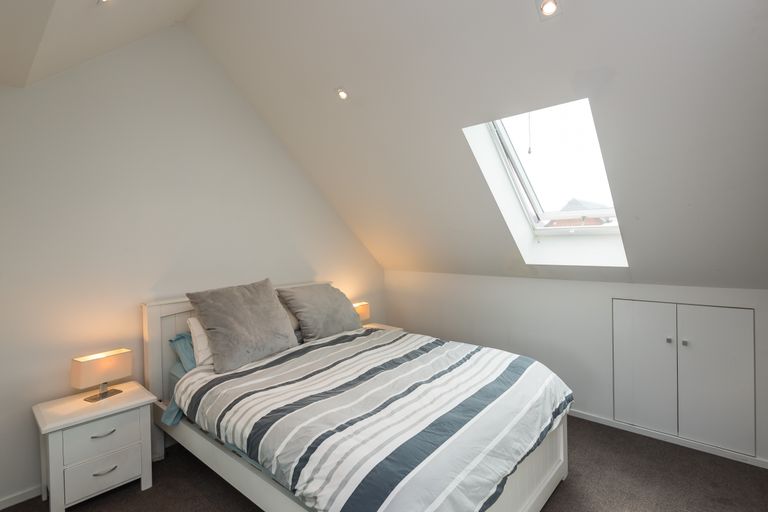 Photo of property in 9/20 North Avon Road, Richmond, Christchurch, 8013