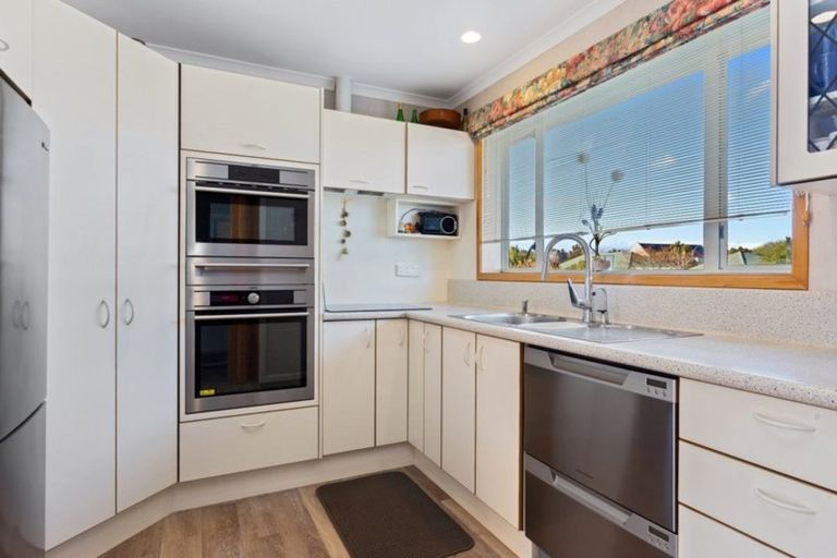 Photo of property in 7 Panckhurst Drive, Woodend, 7610