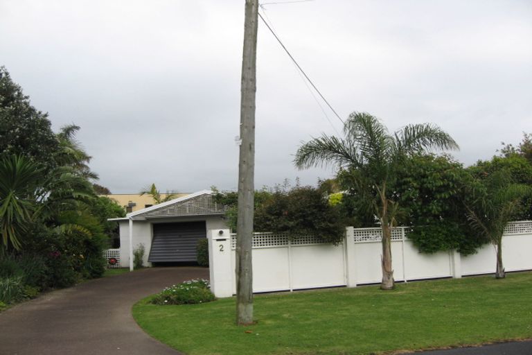 Photo of property in 2 Cross Street, Manly, Whangaparaoa, 0930