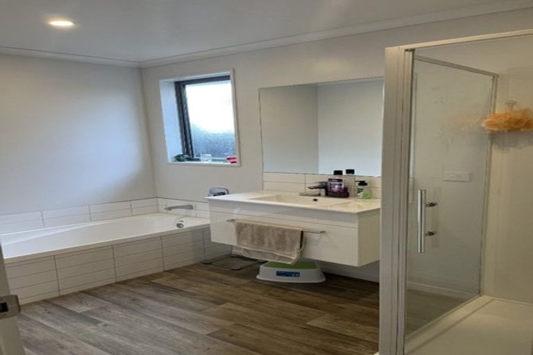 Photo of property in 8 George West Square West, Wigram, Christchurch, 8025