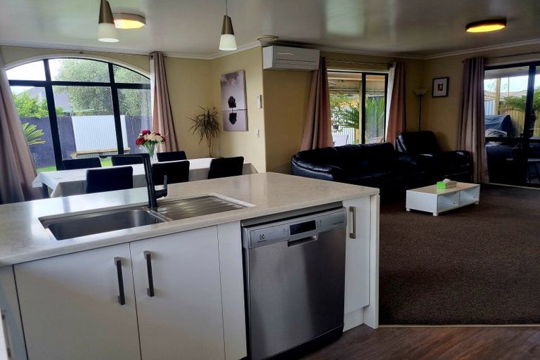 Photo of property in 94 Wentworth Drive, Rototuna North, Hamilton, 3210