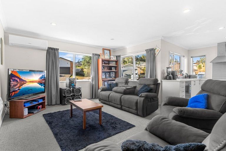 Photo of property in 82 Ridgeway Drive, Te Kamo, Whangarei, 0112