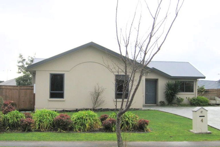 Photo of property in 2 Dorchester Place, Nawton, Hamilton, 3200