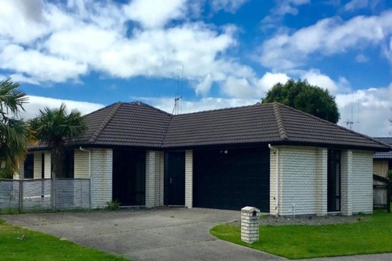 Photo of property in 17 Winchester Place, Rototuna North, Hamilton, 3210