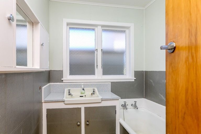Photo of property in 111c Rata Street, Inglewood, 4330