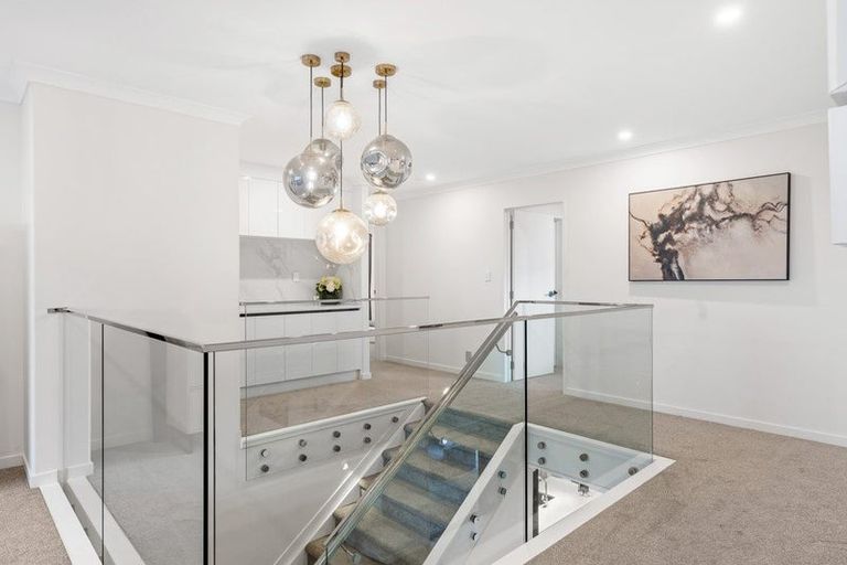 Photo of property in 25 Lime Hill Rise, Flat Bush, Auckland, 2019