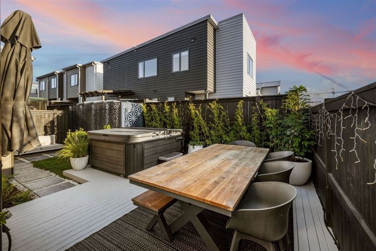 Photo of property in 5 Waterlily Street, Hobsonville, Auckland, 0616