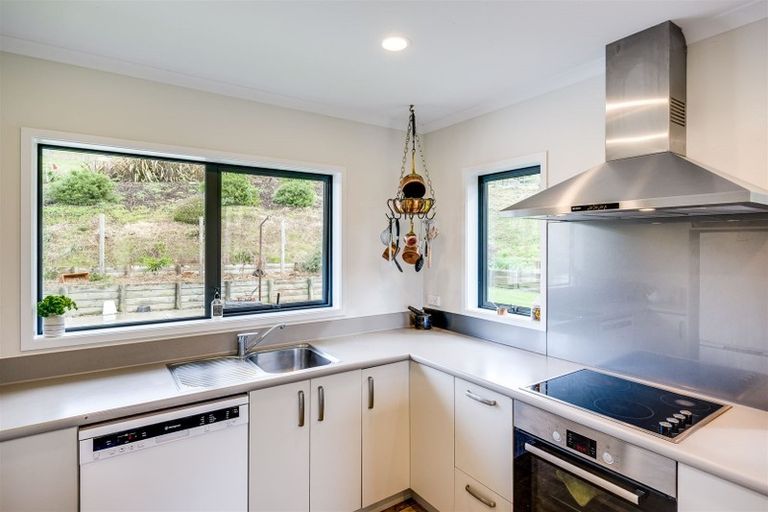 Photo of property in 94 Avery Road, Eskdale, Napier, 4182