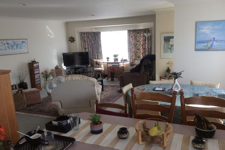 Photo of property in 496a Devonport Road, Tauranga South, Tauranga, 3112