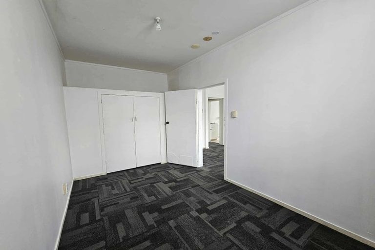 Photo of property in 110b Clyde Street, Island Bay, Wellington, 6023